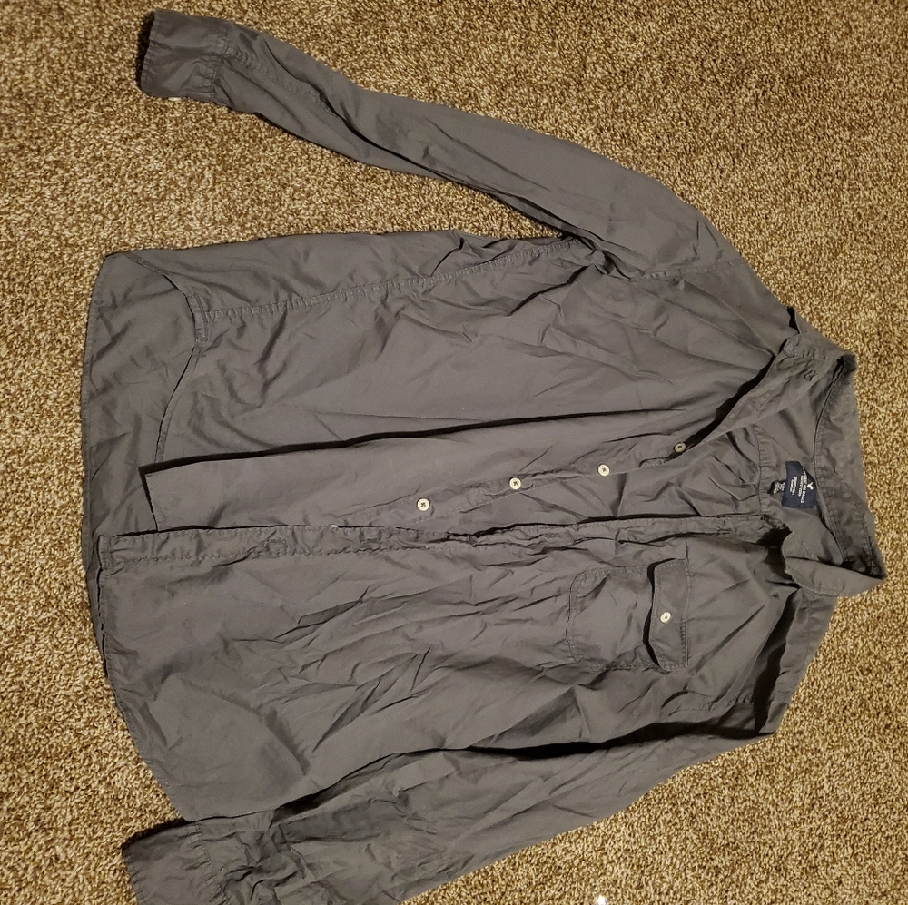 American eagle button up